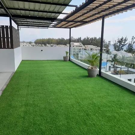 Seaside Escape Apartment Flic en Flac Exterior photo