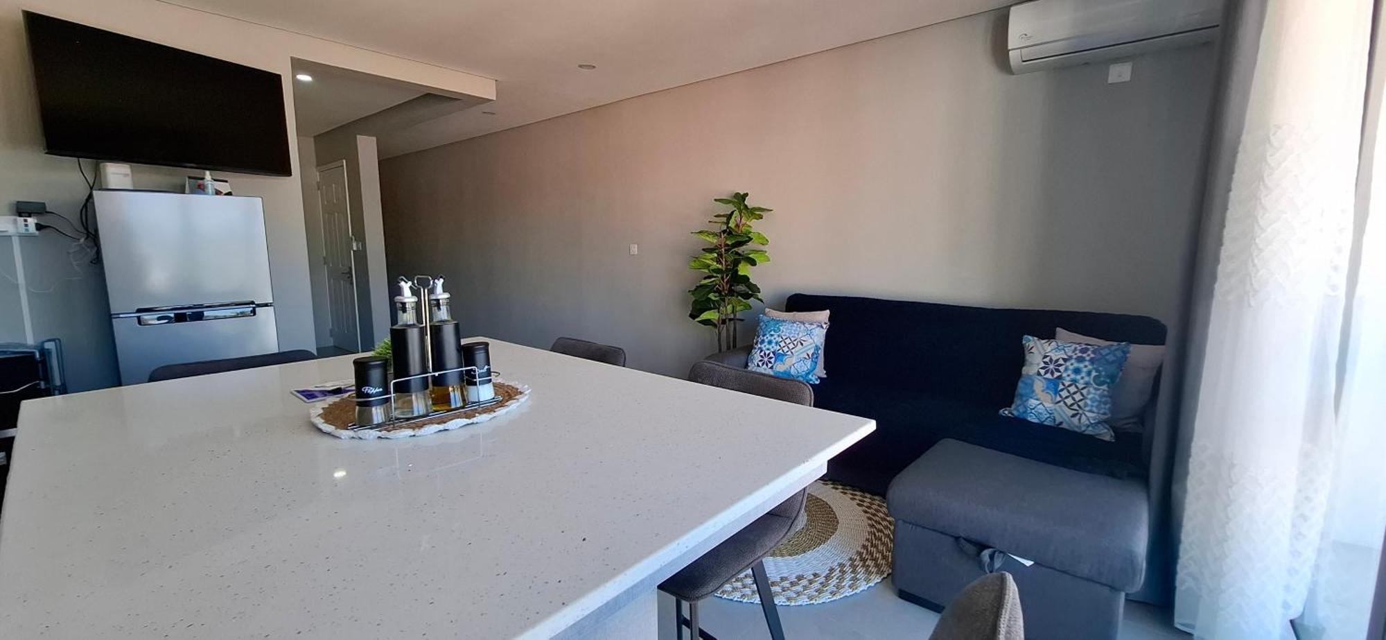 Seaside Escape Apartment *